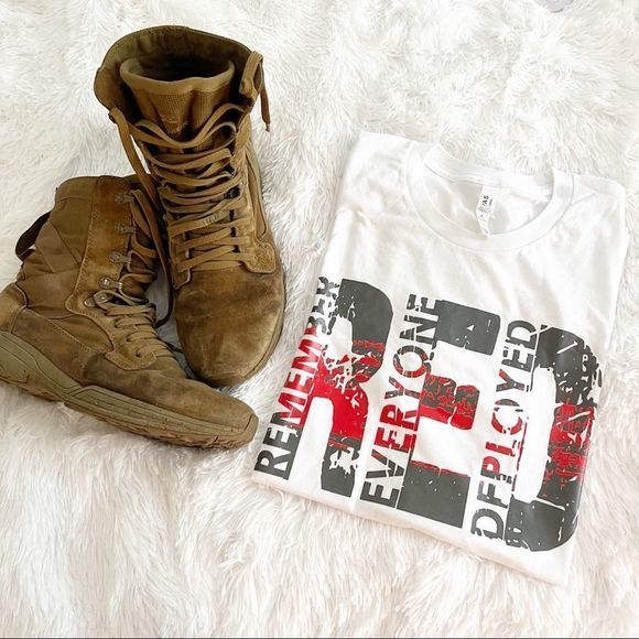 REMEMBER EVERYONE DEPLOYED Adult Graphic Tee - Picture 1 of 7